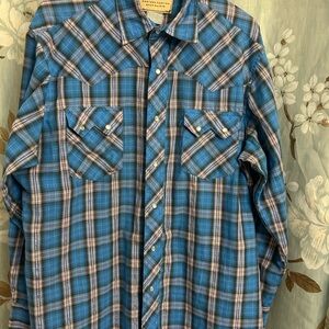 Wrangler Western Style Men's Blue and White Plaid Button Down Shirt